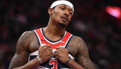 v站-屡屡砍高分球队仍输球，忠诚的比尔也心生不满