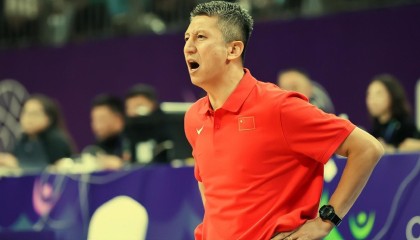 v体育-中国队深夜公布21人大名单有惊喜也有意外！郭士强真正的大考来了