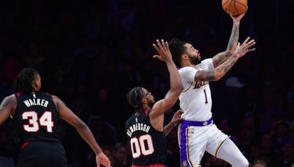 v站体育-重返首发拉塞尔迎来爆发！湖人大交易箭在弦上？